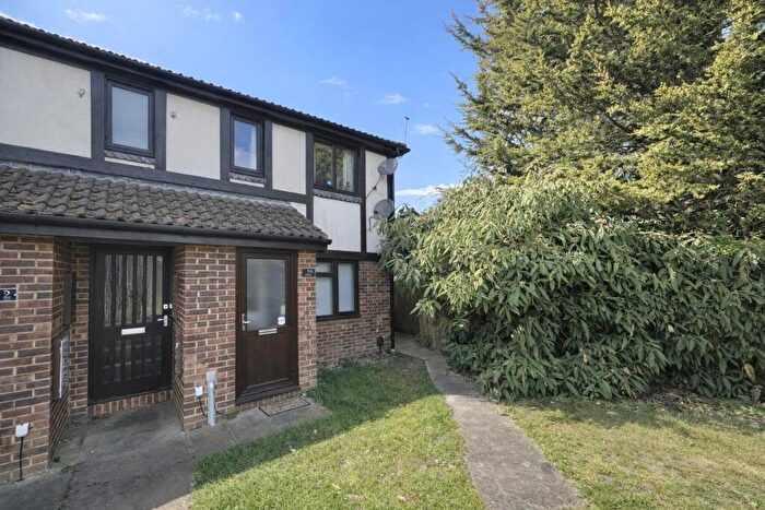 1 Bedroom Maisonette To Rent In Coverdale, Luton, LU4