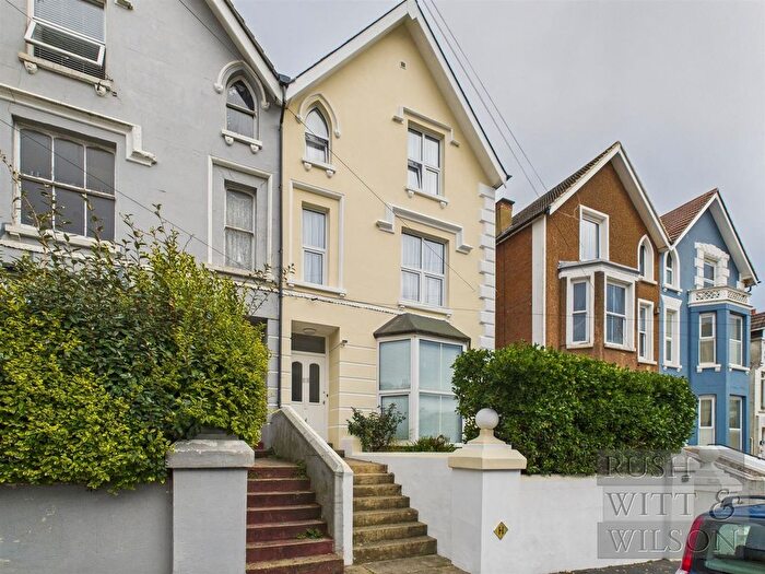 3 Bedroom Maisonette For Sale In Church Road, St. Leonards-On-Sea, TN37