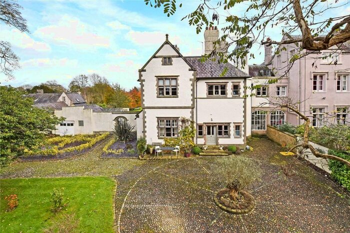 4 Bedroom Semi-Detached House For Sale In Town Farm Lane, Norley, Frodsham, WA6