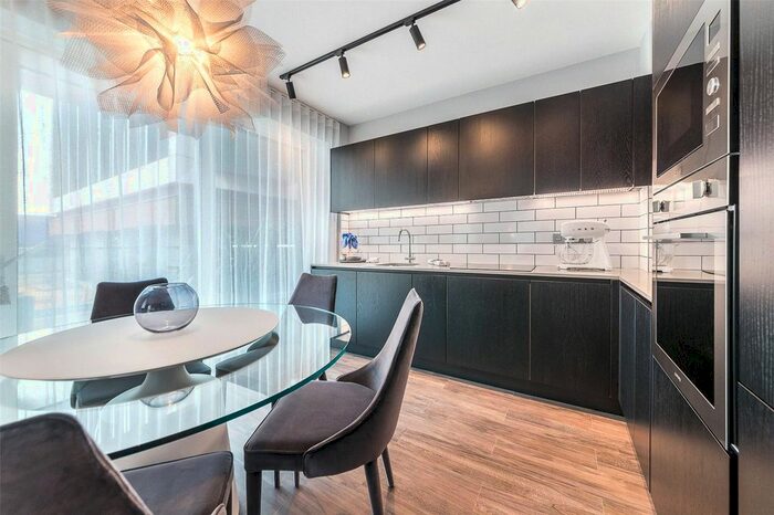 1 Bedroom Flat To Rent In One West Point (Block C), Portal West, Victoria Road, W3