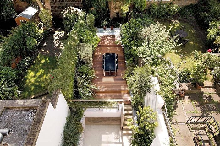 3 Bedroom Property To Rent In Ordnance Hill, London, NW8