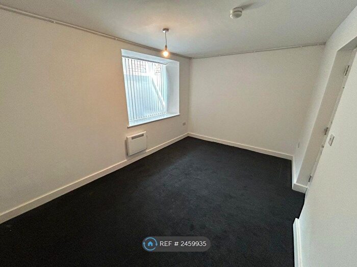 5 Bedroom Terraced House To Rent In Broadway, Pontypridd, CF37