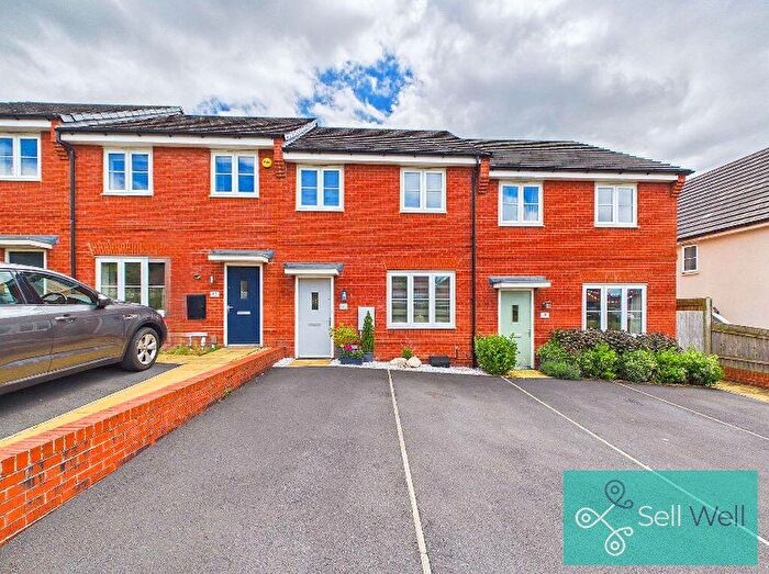 3 Bedroom Terraced House For Sale In Semington View, Worsley, Manchester, M28