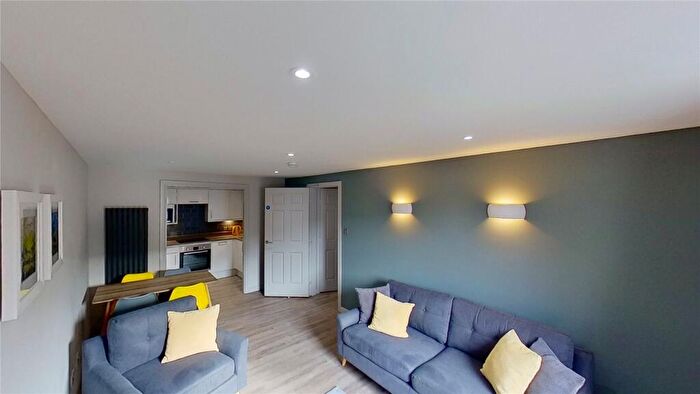 2 Bedroom Flat To Rent In Grove Street, Edinburgh, EH3