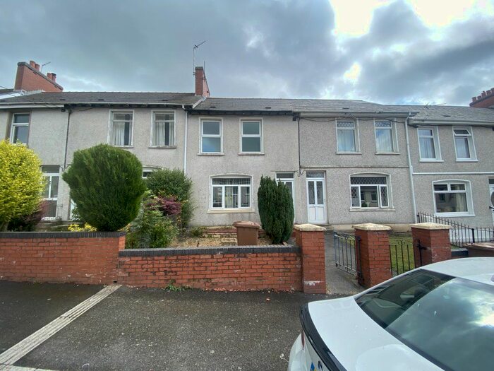 2 Bedroom Property To Rent In Ashville, Oakdale, Blackwood, NP12