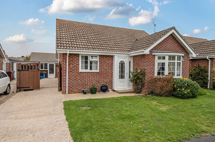2 Bedroom Detached Bungalow For Sale In Bennetts Close, West Wittering, PO20