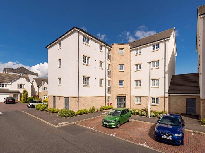 1 Bedroom Flat For Sale In Dauline Road, South Queensferry, EH30