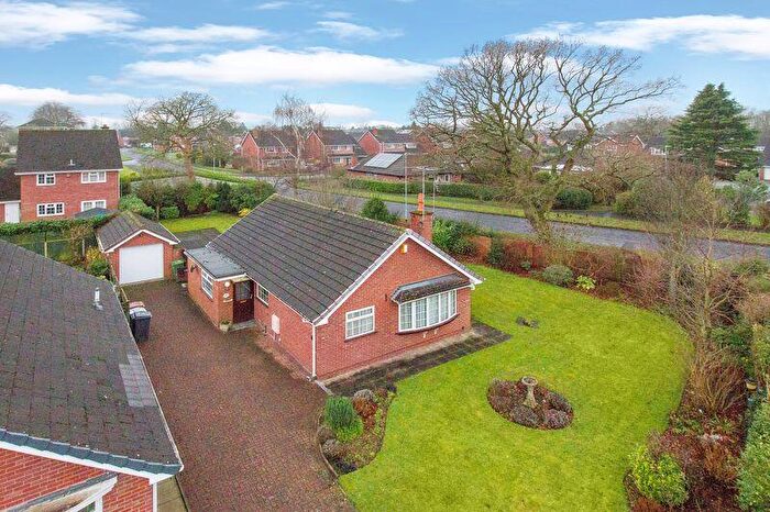 2 Bedroom Detached Bungalow For Sale In Minton Close, Mossley, Congleton, CW12