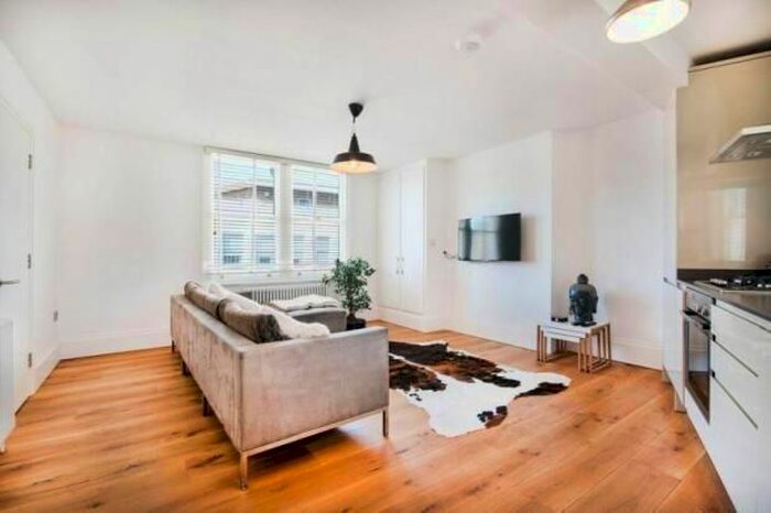 4 Bedroom Terraced House To Rent In Listria Park, Stoke Newington, N16