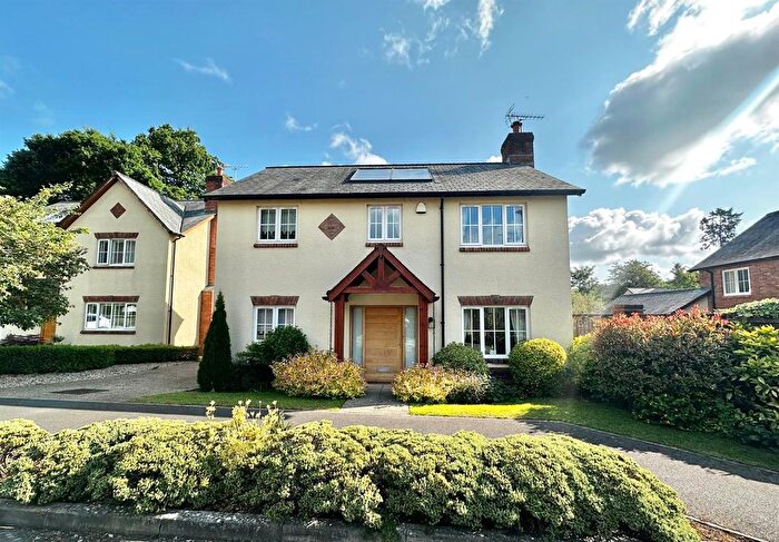 3 Bedroom Detached House For Sale In Aubyns Wood Avenue, Tiverton, EX16
