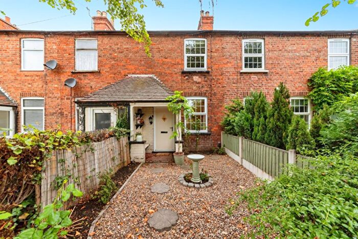 2 Bedroom Terraced House For Sale In Farndon Road, Newark, NG24