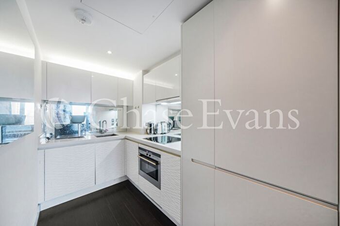 1 Bedroom Flat To Rent In Pan Peninsula Square, Canary Wharf, London, E14
