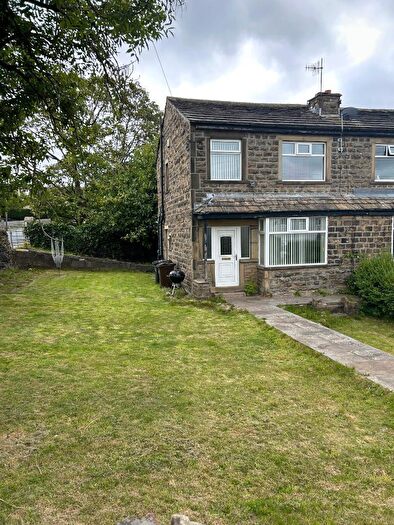 3 Bedroom Semi-Detached House To Rent In Moorview Grove, Long Lee, Keighley, West Yorkshire, BD21