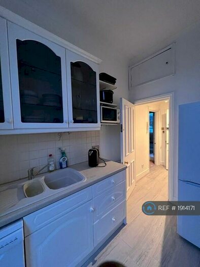 Studio To Rent In King Henrys Road, London, NW3