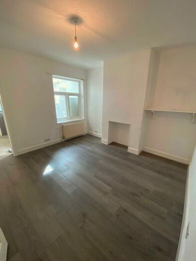 4 Bedroom Terraced House To Rent In Bedroom Terraced House &#; Titchfield Road, Enfield Lock, EN3