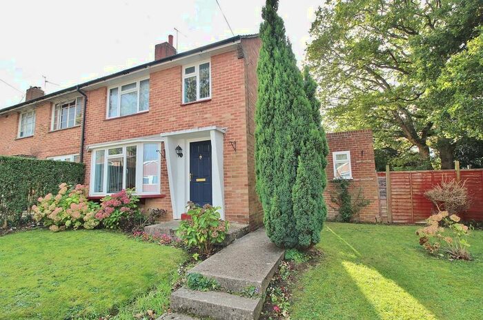 3 Bedroom Semi-Detached House To Rent In Stakes Hill Road, Waterlooville, PO7