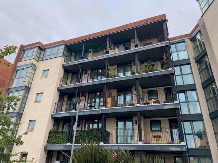 2 Bedroom Apartment To Rent In Copper Place, Manchester, M14