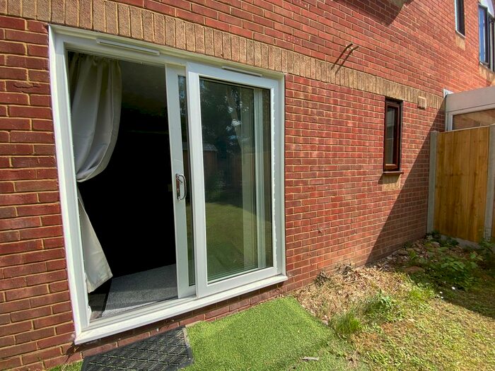 1 Bedroom Studio To Rent In Corby Crescent, Portsmouth, PO3