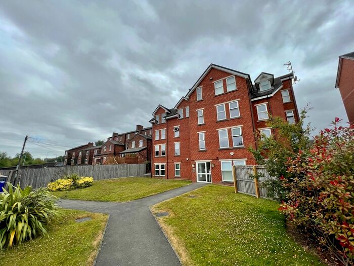 2 Bedroom Flat To Rent In Stitch Lane, Heaton Norris, Stockport, SK4