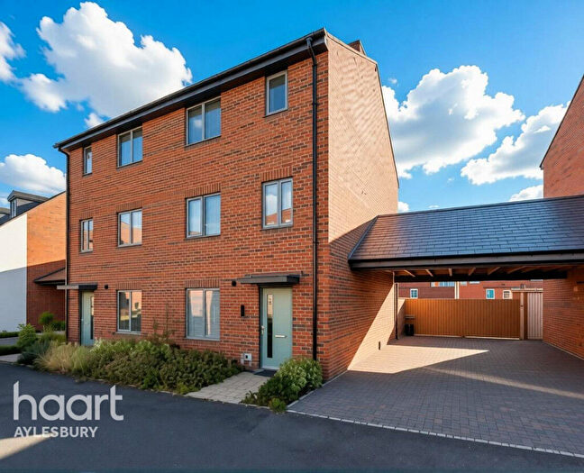 4 Bedroom Detached House To Rent In Albatros Lane, Weston Turville, HP22