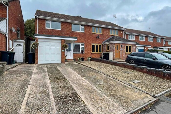 3 Bedroom Semi Detached House For Sale In Hinton Close, Blandford Forum, DT11