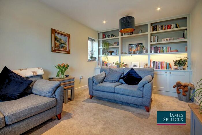 3 Bedroom Semi-Detached House For Sale In Northfield Avenue, Great Bowden, Market Harborough, LE16