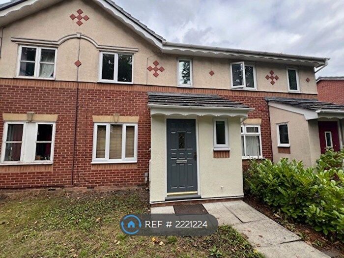 3 Bedroom Terraced House To Rent In Monarch Close, Crewe, CW2