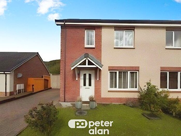 2 Bedroom Property To Rent In Tennant Grove, Neath, SA10