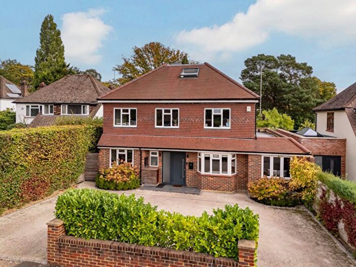 5 Bedroom Detached House To Rent In Twinoaks, Cobham, KT11