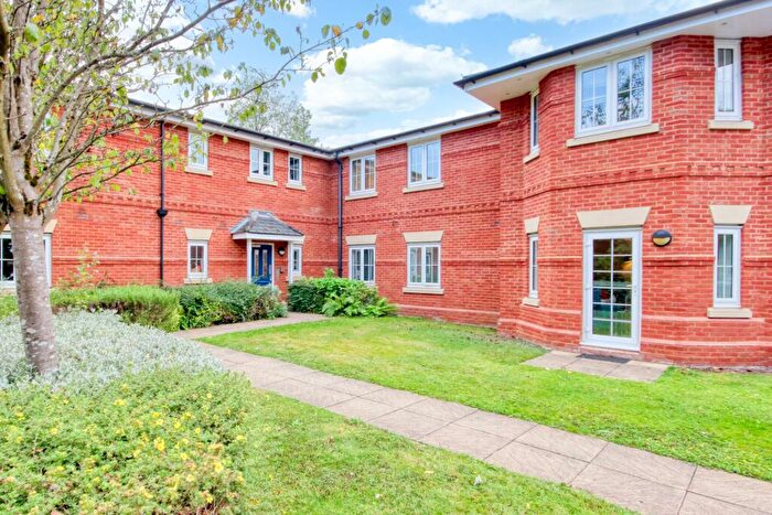 2 Bedroom Apartment For Sale In The Garden House, Sunningdale, SL5