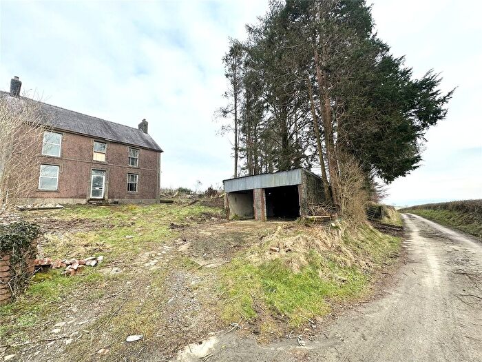 4 Bedroom Semi-Detached House For Sale In Blaenycoed, Carmarthen, Carmarthenshire, SA33