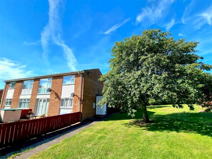 2 Bedroom Flat To Rent In Norton Close, Chester Le Street, DH2