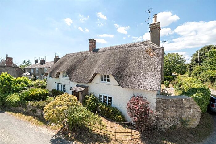 3 Bedroom Detached House For Sale In Mundens Lane, Alweston, Sherborne, DT9