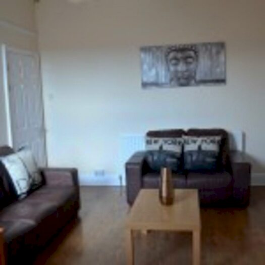 3 Bedroom Flat To Rent In Simonside Terrace, NE6