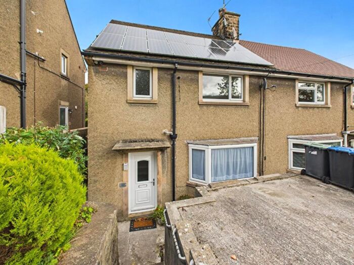 3 Bedroom Semi-Detached House For Sale In Hawthorne Drive, Cromford, Matlock, DE4