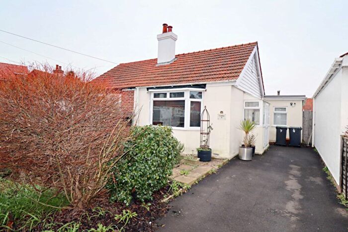 1 Bedroom Semi Detached Bungalow For Sale In North Crescent, Hayling Island, PO11