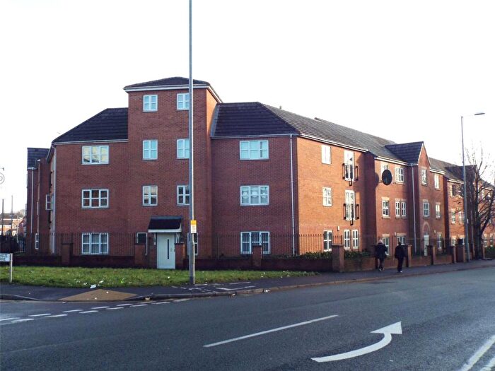 2 Bedroom Flat For Sale In Flat C Queens Road, Manchester, Greater Manchester, M40