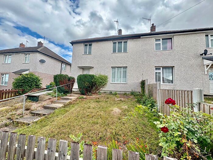 3 Bedroom Property To Rent In Hazel Grove, Chesterfield, S43