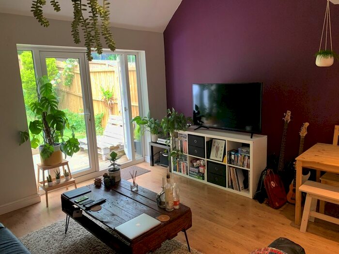 2 Bedroom Terraced House To Rent In Bosanquet Close, Uxbridge, UB8