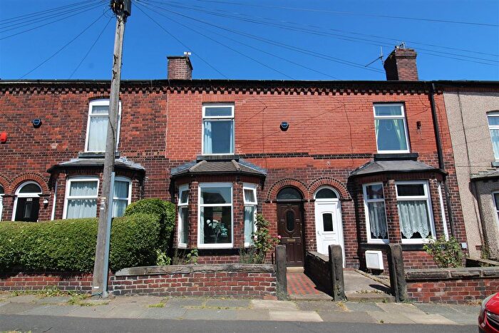 3 Bedroom Terraced House For Sale In Richmond Street, Horwich, Bolton, BL6