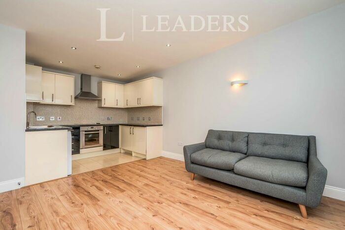 1 Bedroom Apartment To Rent In Eighteeneast, Queensway, Southampton, SO14