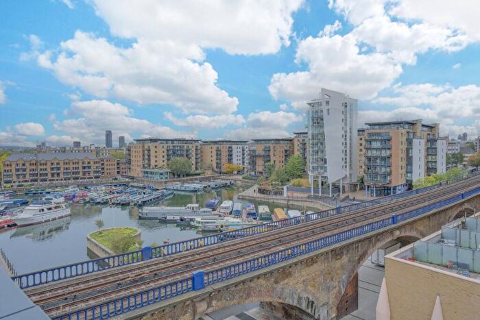 1 Bedroom Flat For Sale In Lime View Apartments, John Nash Mews, Limehouse, London, E14
