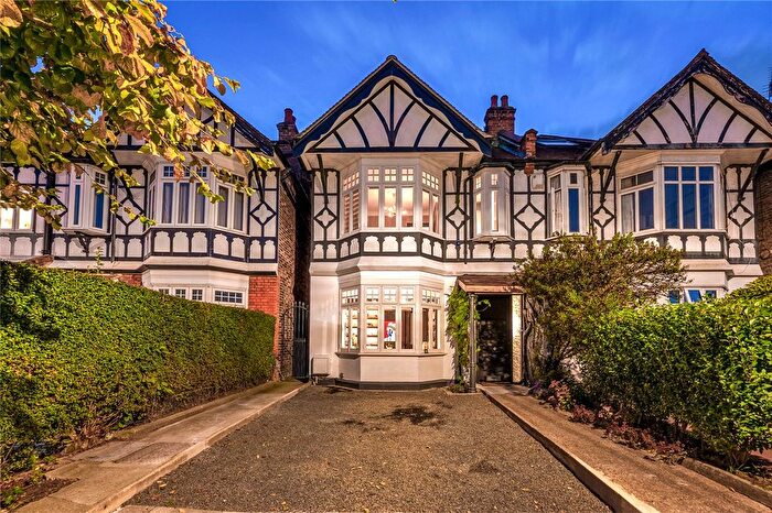5 Bedroom Semi Detached House For Sale In Loveday Road, London, United Kingdom, W13