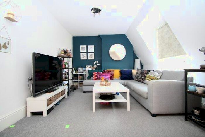 2 Bedroom Flat To Rent In Outram Road, Croydon, CR0