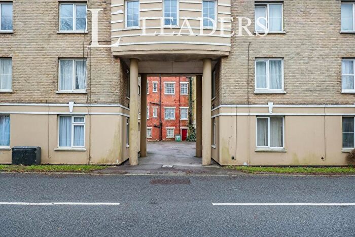 Studio To Rent In Sea Front, PO11