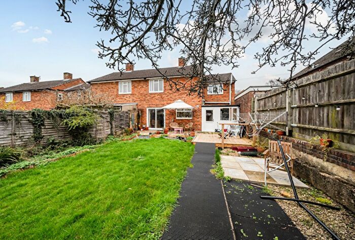 3 Bedroom Semi Detached House For Sale In John Buchan Road, Headington, Oxford, OX3
