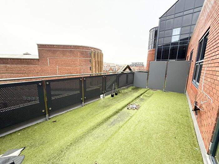 2 Bedroom Apartment To Rent In Bayard Plaza, Broadway, Peterborough, PE1