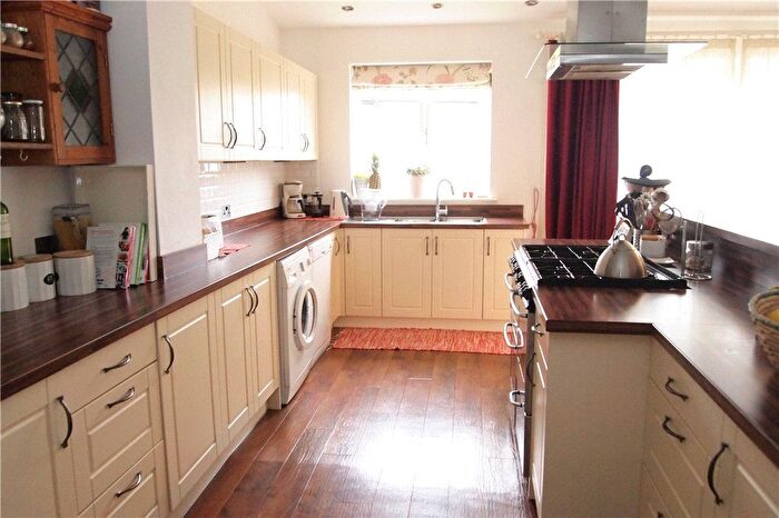 4 Bedroom Semi Detached House For Sale In Fieldhouse Close, Leeds, West Yorkshire, LS17