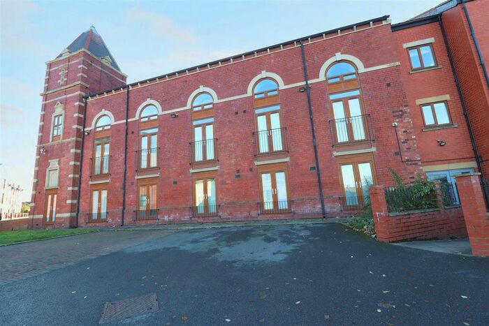 1 Bedroom Flat To Rent In Bexley Hall, Hall Road, Armley, Leeds, LS12