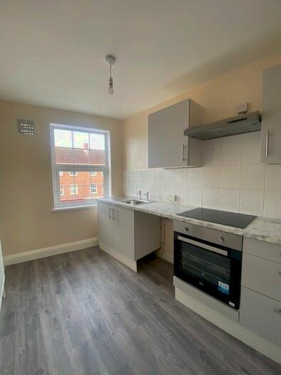 1 Bedroom Flat To Rent In Cranley Parade, London, SE9